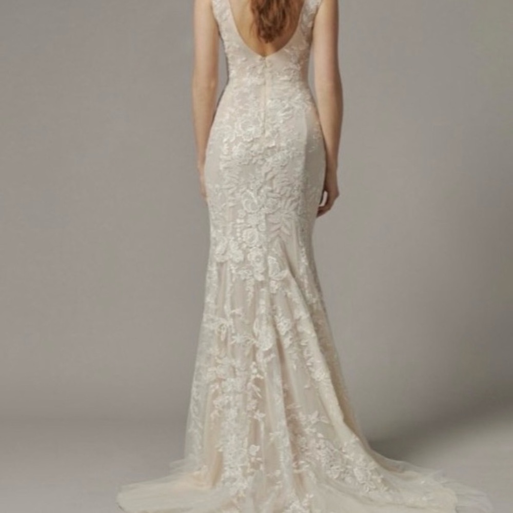 Elegant Lace Gown- UNALTERED, never worn